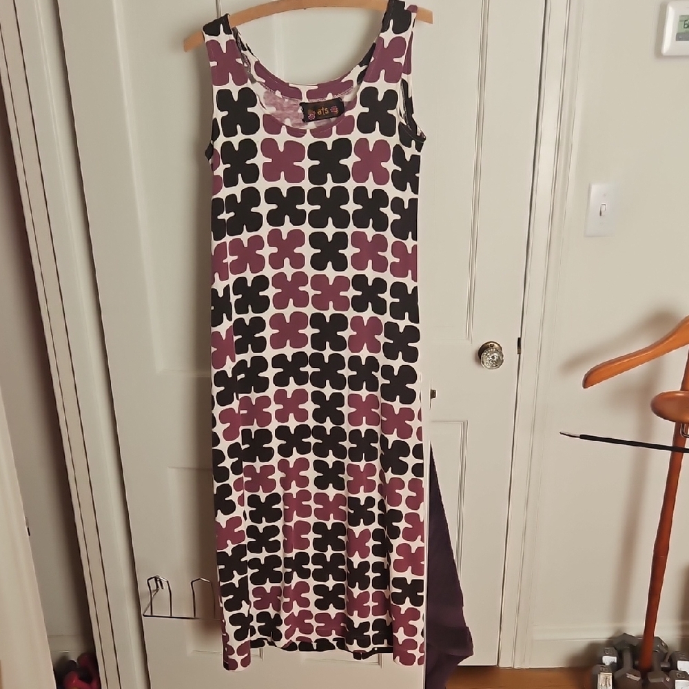 Vintage finnippa for ATS. Stylish Black and Purple Women's Dress